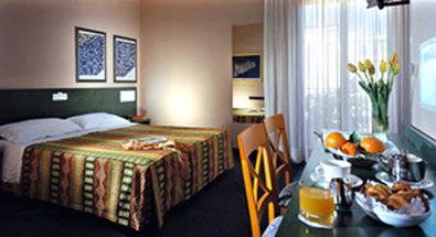 Best Western Mediterraneo Hotel